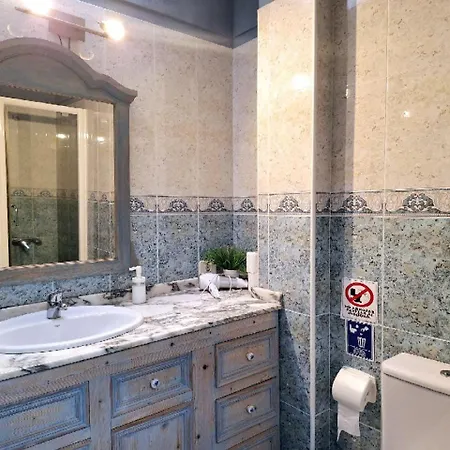 Casa Colores Tenerife ホームステイ